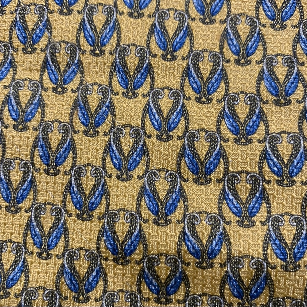 Nina‎ Ricci Neck Tie - Picture 8 of 10